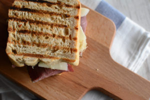 Pastrami Sandwich nach Reuben-Art