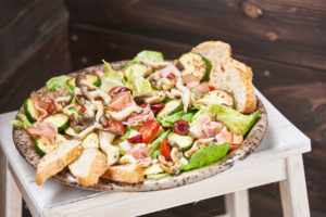 Kirschen Salatplatte